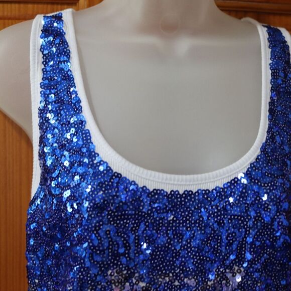 Dots Sequin Sleeveless Blue and White Tank Top - Picture 3 of 9